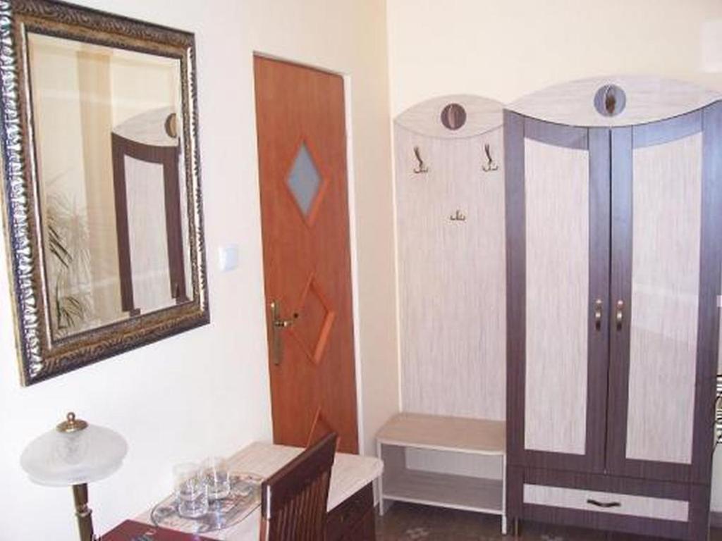 Hotel Faraon Kielce Habitación foto